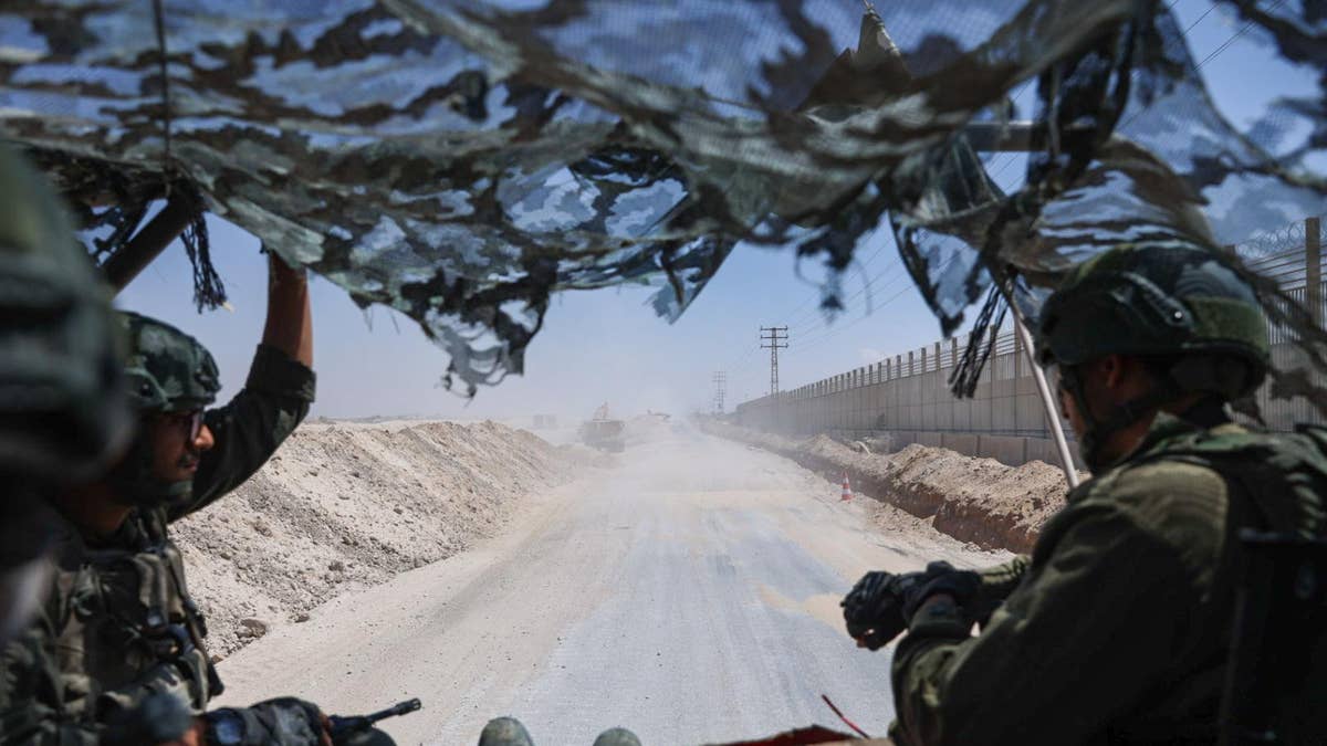 Israeli troops patrol the Philadelphi Corridor along the Gaza/Egypt border. (Photo: TPS-IL)