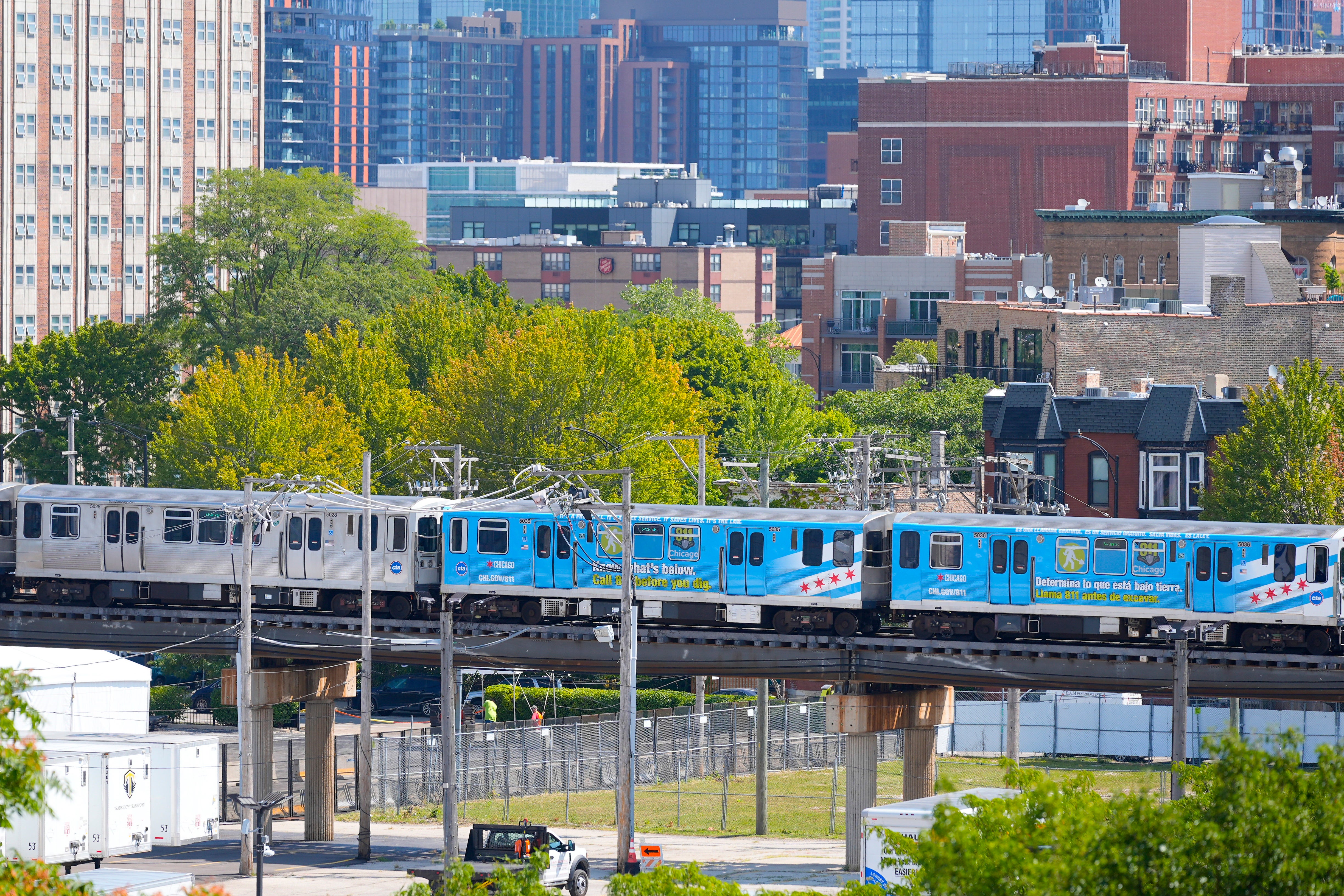 Police have arrested the suspected gunman who killed four people on a Chicago Transit Authority Blue Line train early Monday