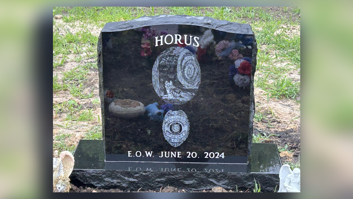 K-9 Officer Horus tombstone