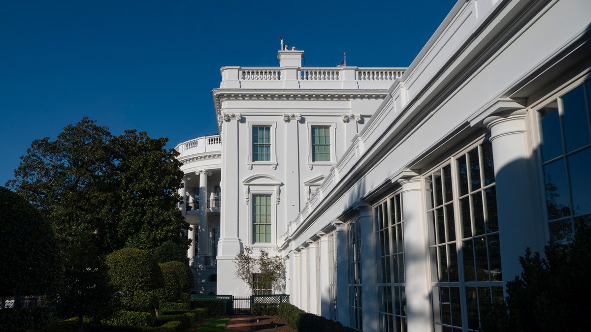 Side of the White House