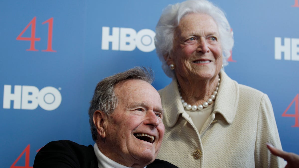 George HW and Barbara Bush in 2012 photo