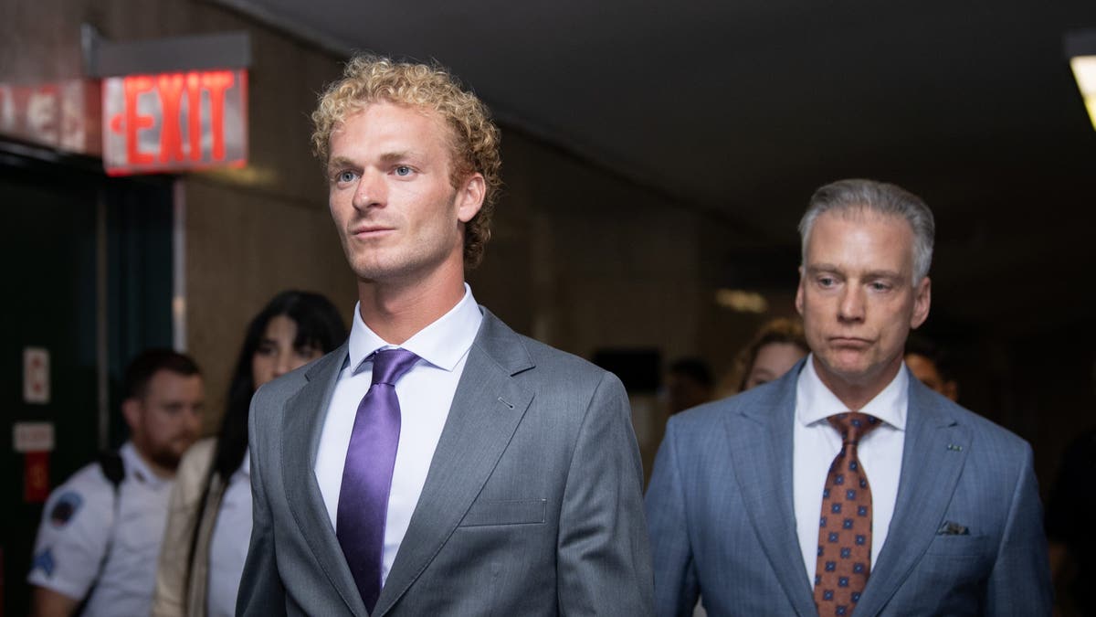 Daniel Penny arrives for a pre-trial hearing at the New York Supreme Criminal Court