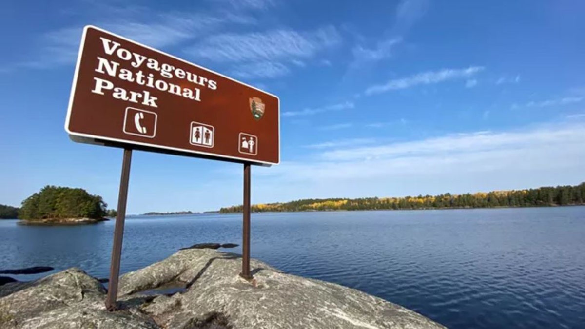 voyageurs national park sign