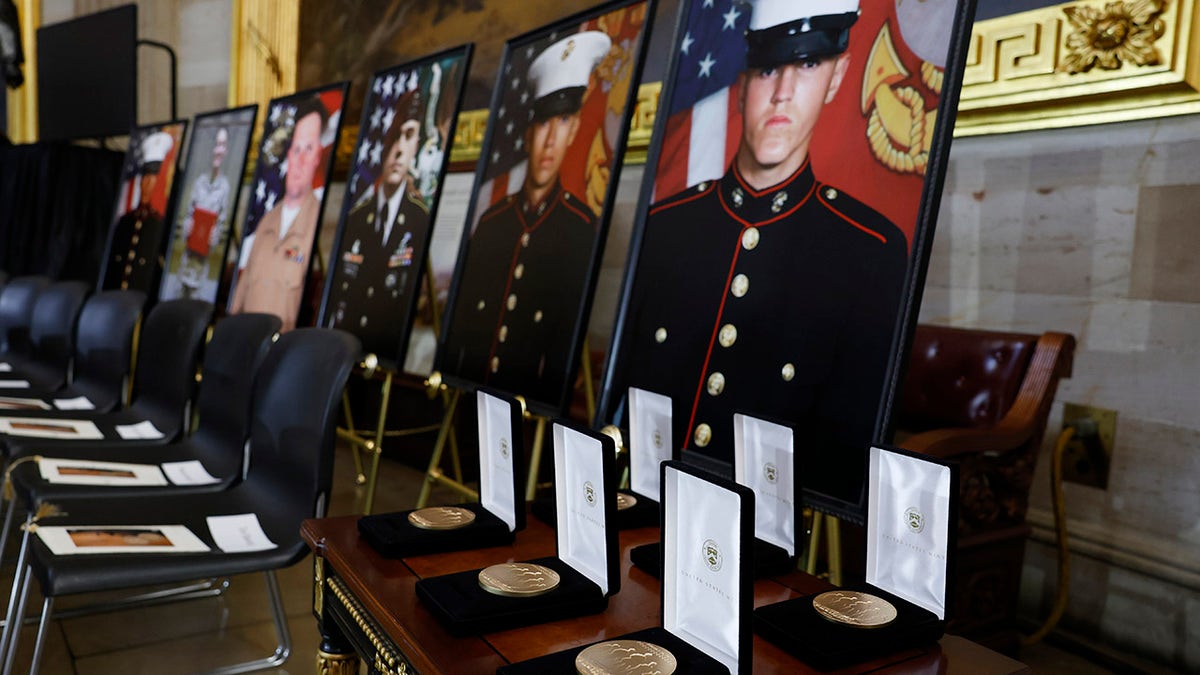 13 fallen at Abbey Gate pictures and Gold Medals