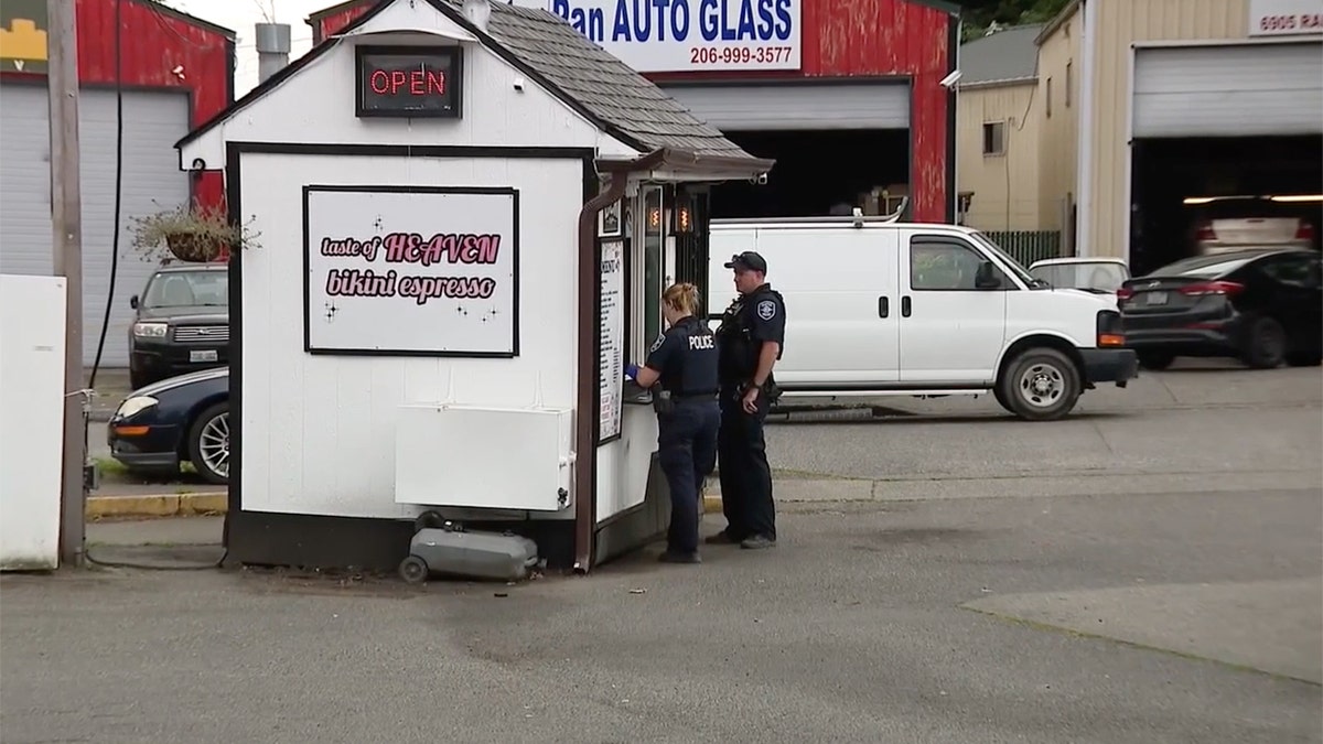 Seattle police at coffee stand