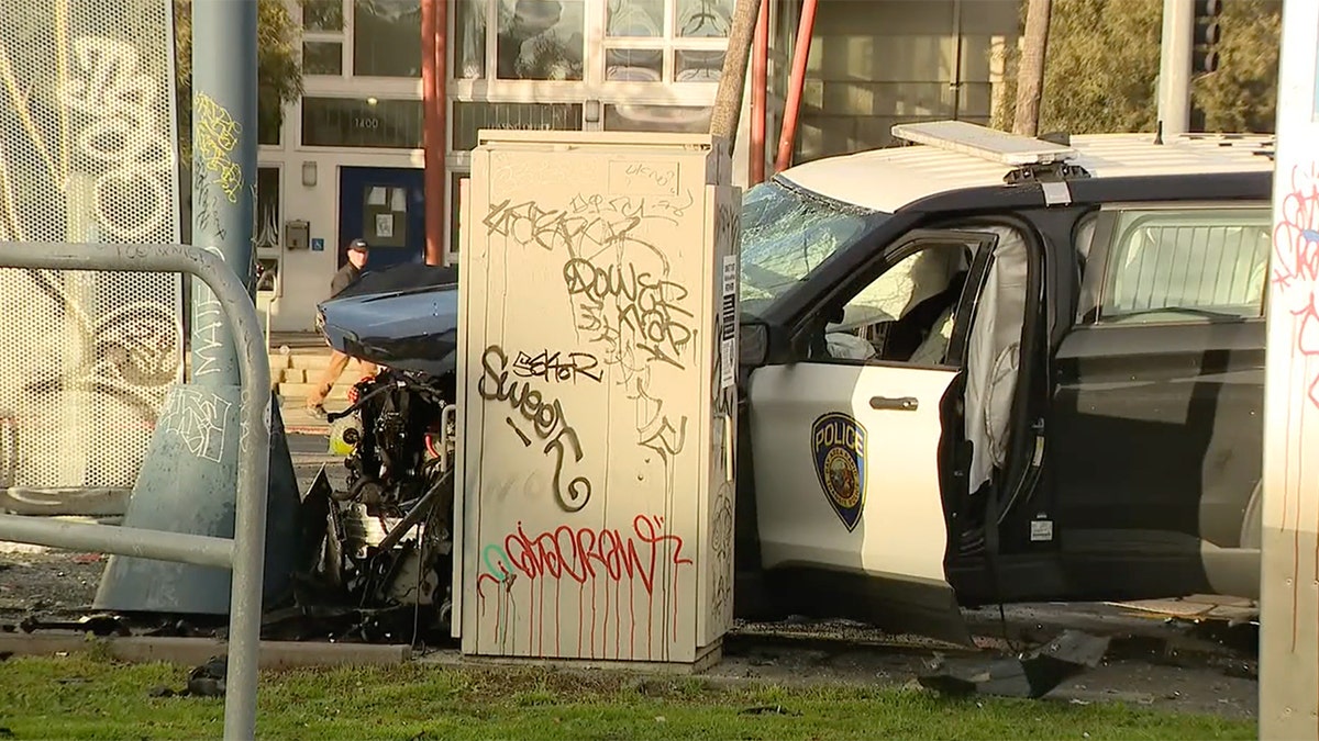 Crash at West Oakland station