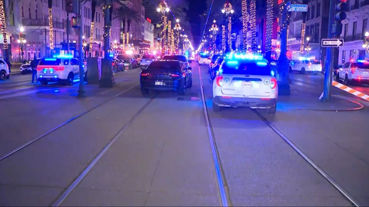 Police respond to mass casualty incident on Bourbon Street 