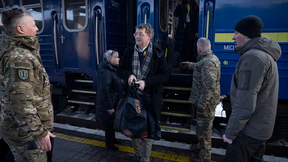 Denmark minister arrives in Kyiv