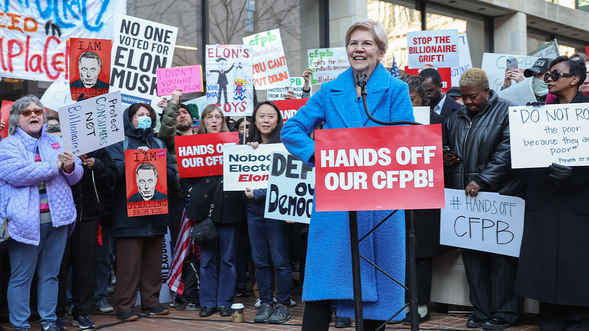 Sen. Warren outside CFPB