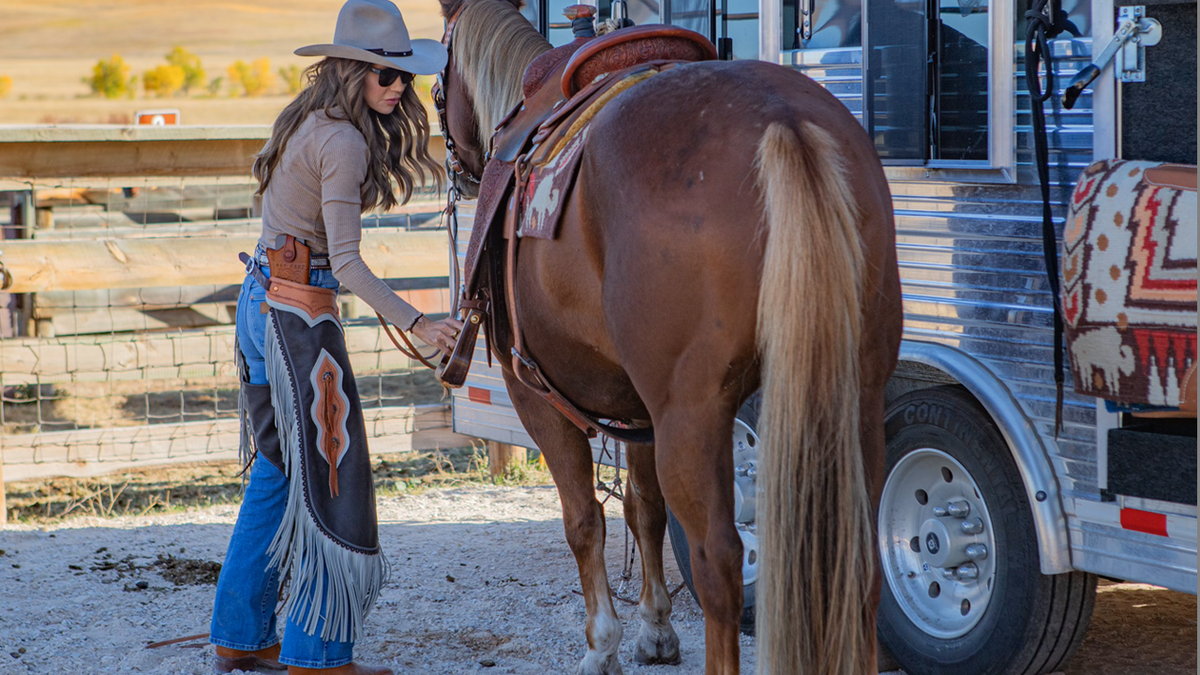 Noem with a horse